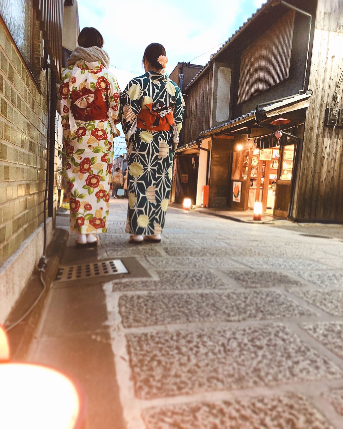 東寺で夜桜ライトアップ始まります!!